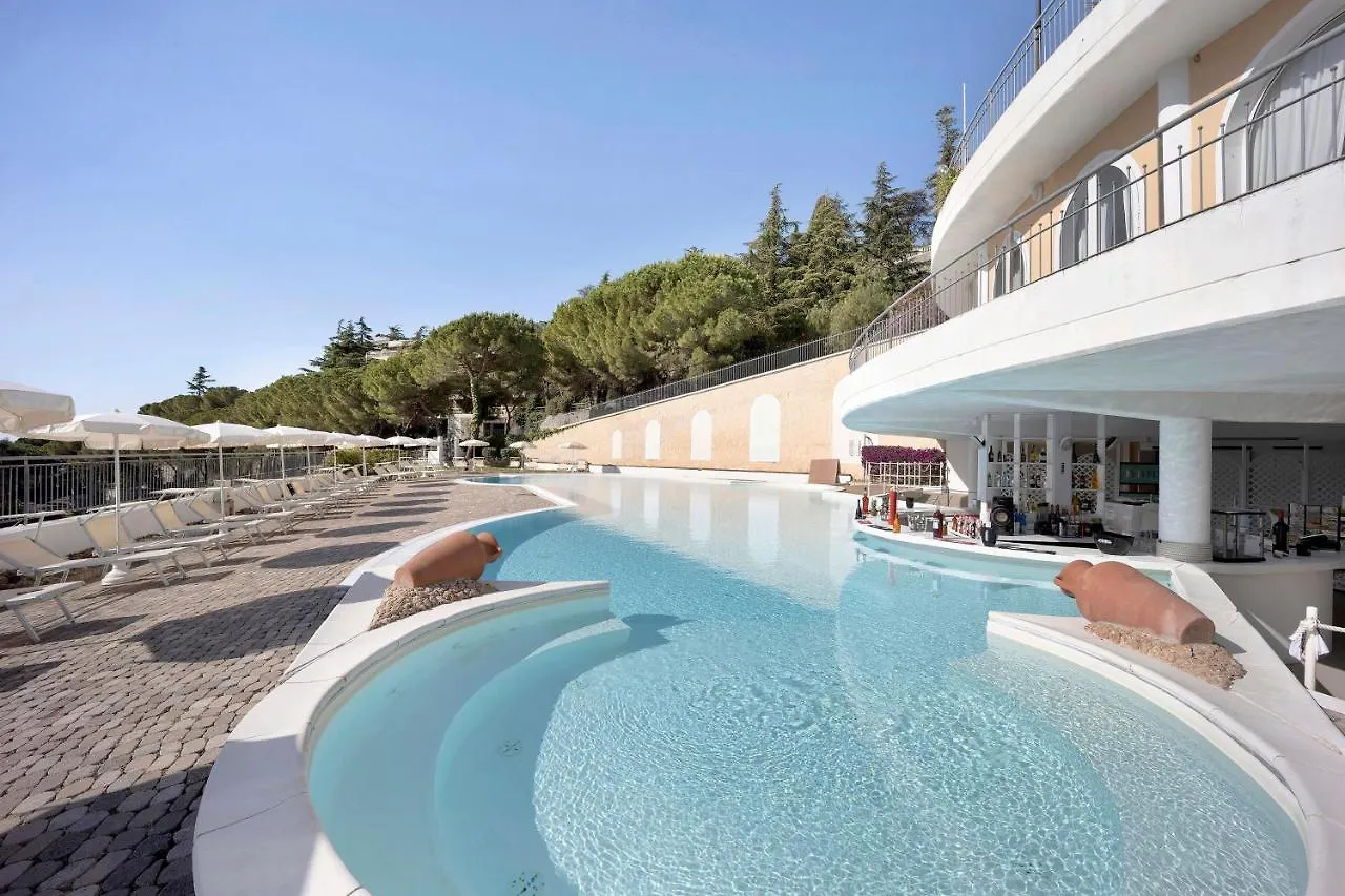 Aparthotel Modus Vivendi 406 San Remo 0*,  Italia